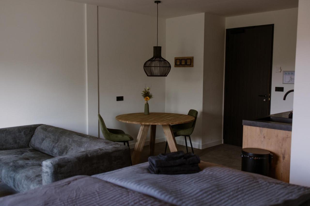 De La Rue Vakantiesuites Sleeuwijk エクステリア 写真