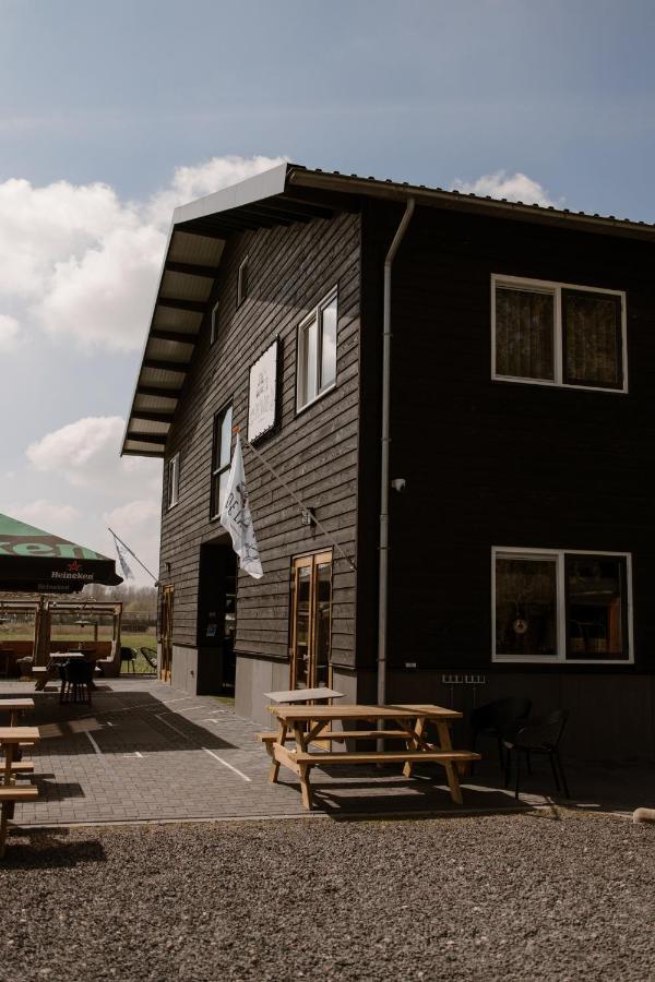 De La Rue Vakantiesuites Sleeuwijk エクステリア 写真