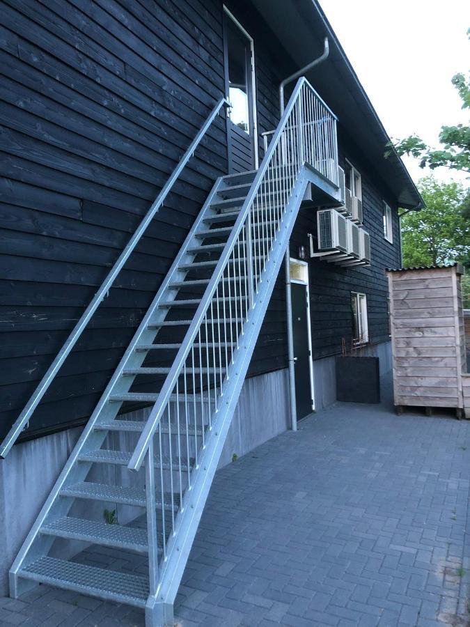 De La Rue Vakantiesuites Sleeuwijk エクステリア 写真